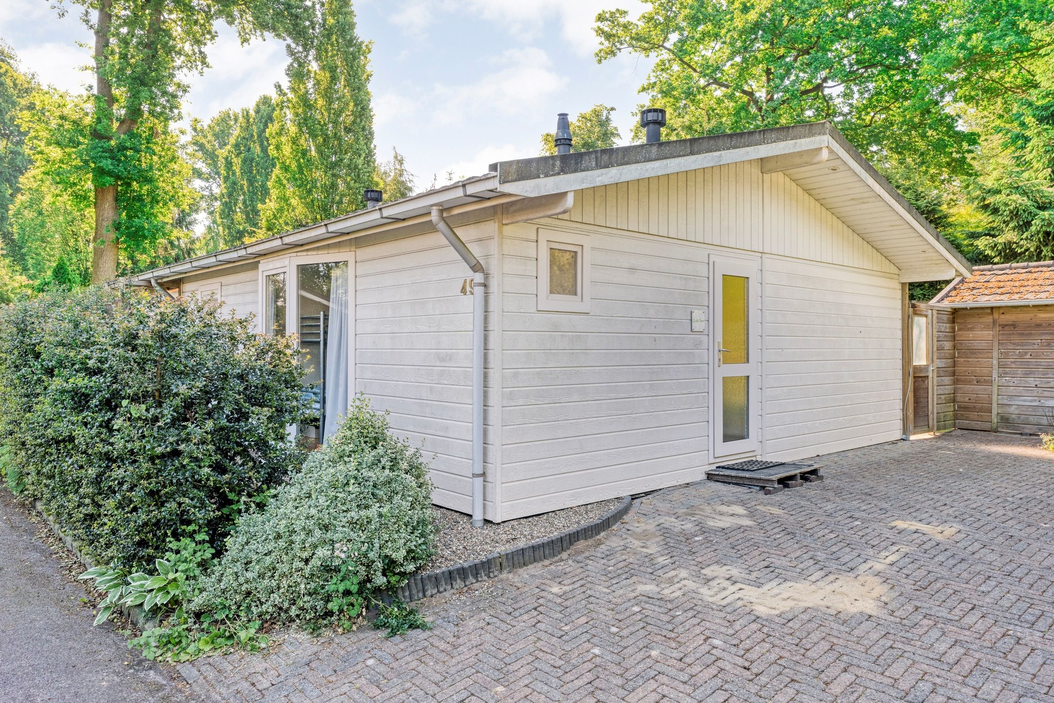 Photo 3 of Coevorderweg 27-49