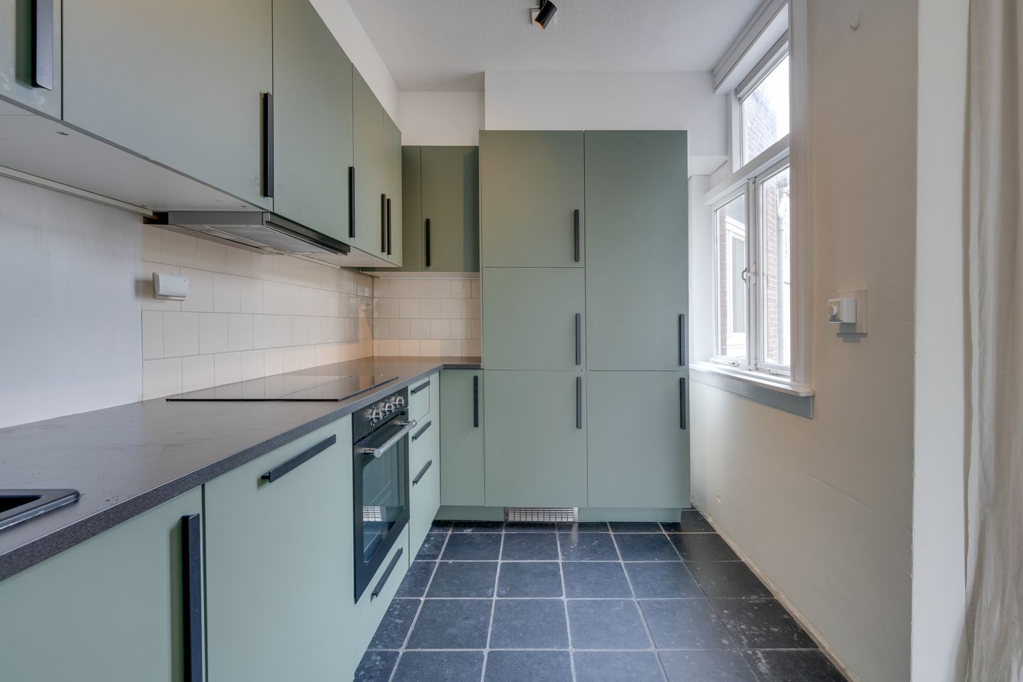 Foto 10 van Bellamydwarsstraat 12-3