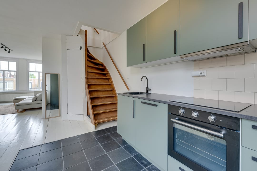 Foto 13 van Bellamydwarsstraat 12-3