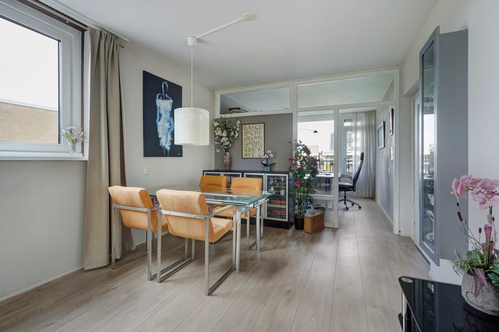 Foto 9 van Hammarskjöldlaan 695