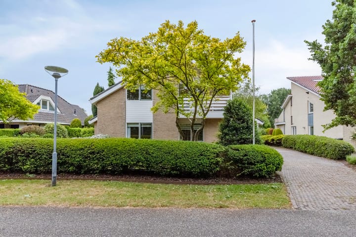 Photo 8 of Grevelingenhout 107