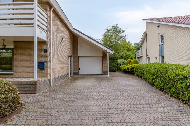 Photo 9 of Grevelingenhout 107