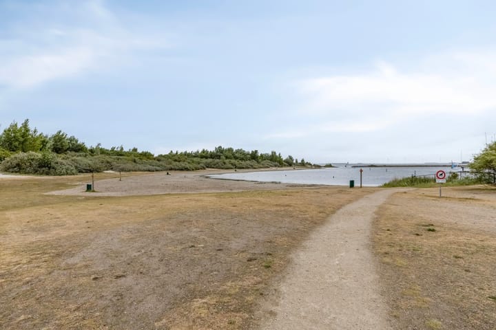 Photo 68 of Grevelingenhout 107