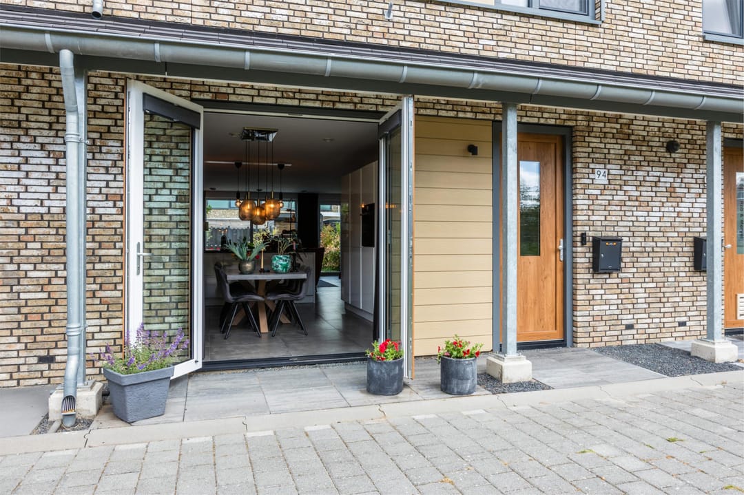 Photo 2 of Voermanstraat 94