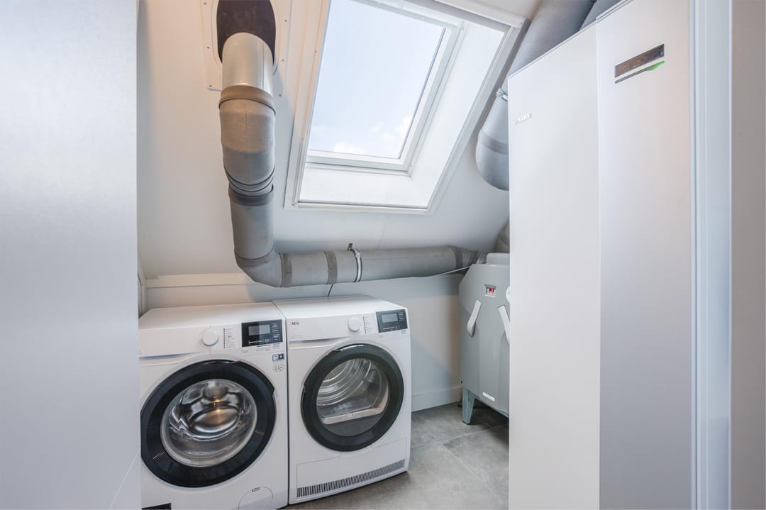 Photo 41 of Voermanstraat 94