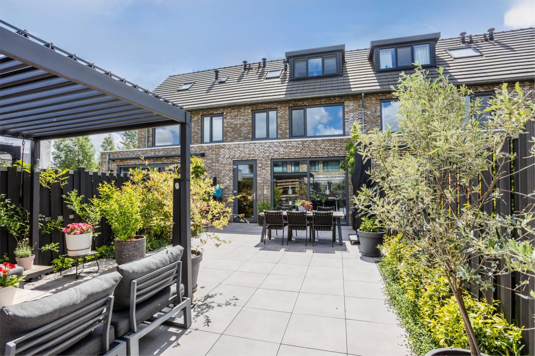 Photo 43 of Voermanstraat 94