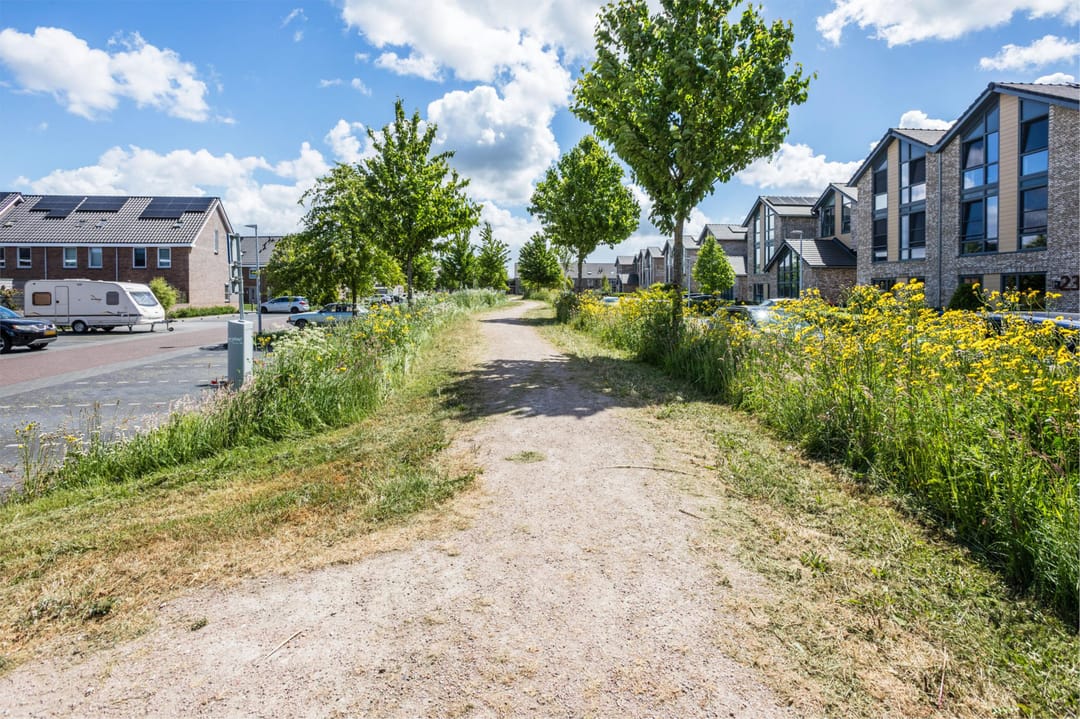 Photo 56 of Voermanstraat 94