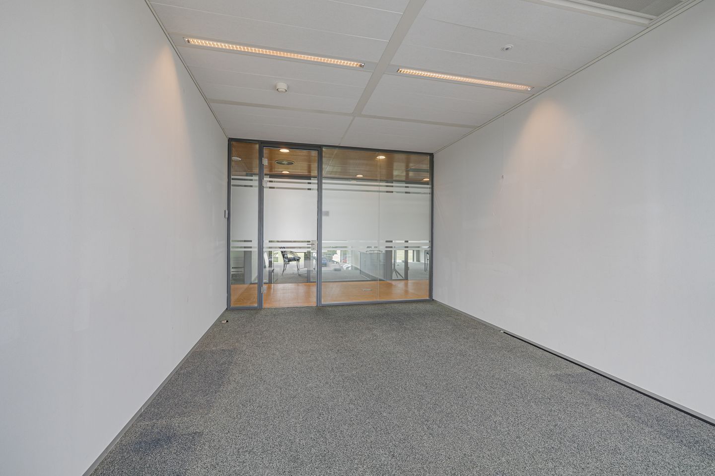 Bekijk foto 3 van Tobias Asserlaan 7