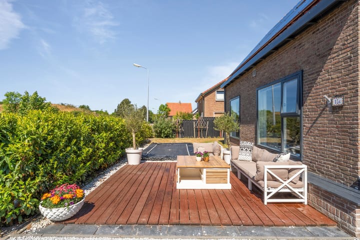 Foto 6 van Helmweg 15-B