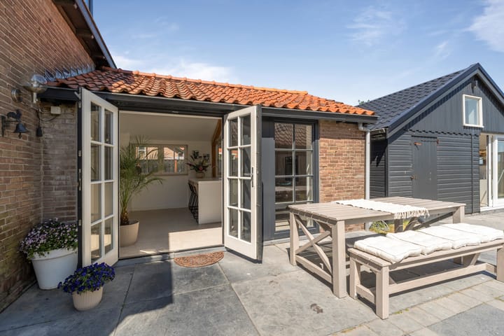 Foto 30 van Helmweg 15-B