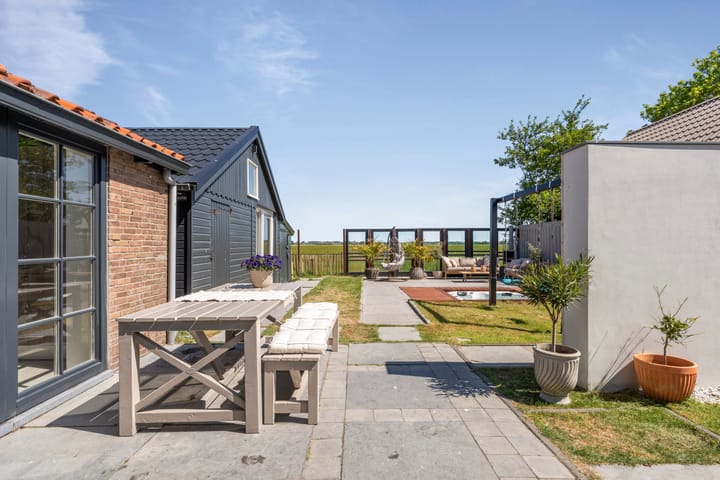 Foto 32 van Helmweg 15-B