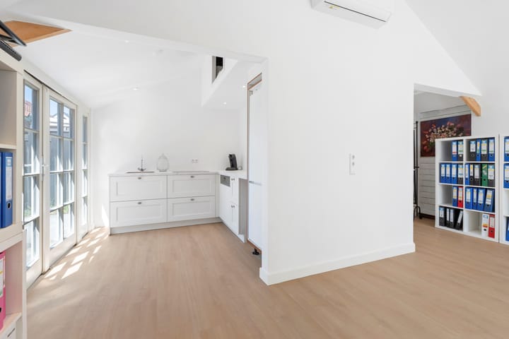 Foto 61 van Helmweg 15-B