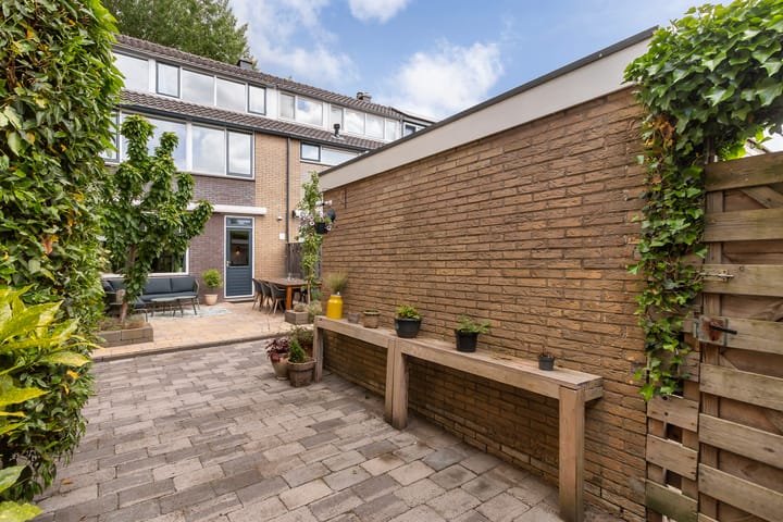 Photo 41 of Henri Dunantsingel 36