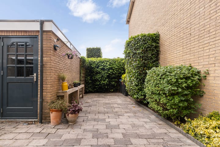 Photo 42 of Henri Dunantsingel 36