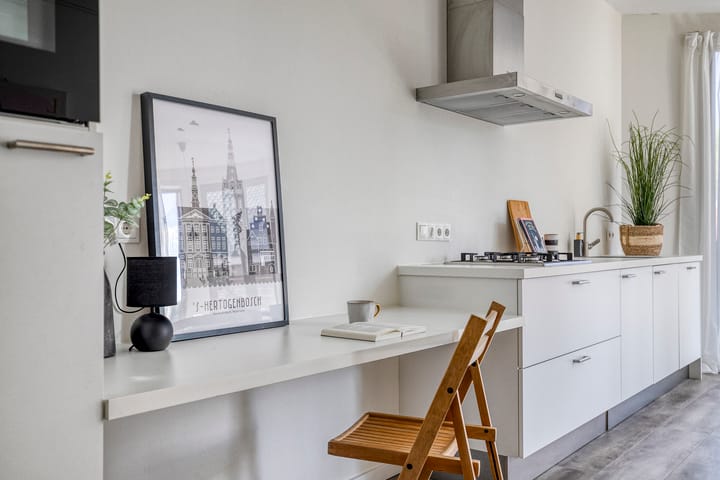 Foto 7 van Emmaplein 81