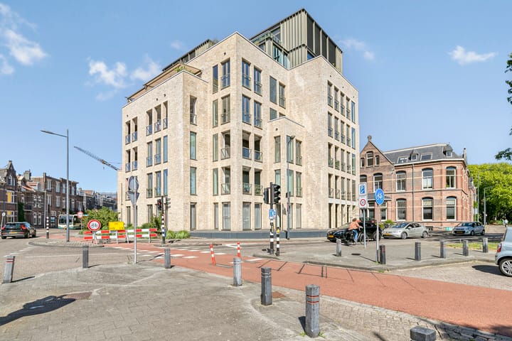 Foto 24 van Emmaplein 81