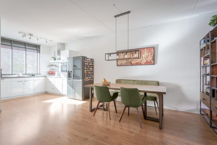 Photo 4 of Eva Besnyöstraat 583