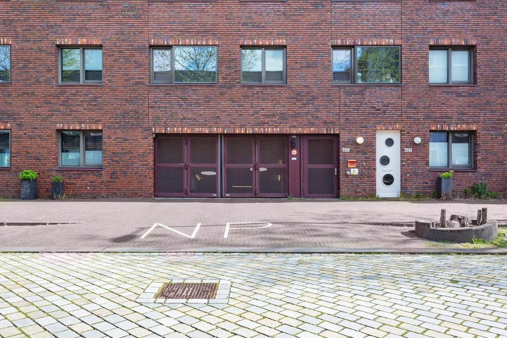 Photo 32 of Eva Besnyöstraat 583