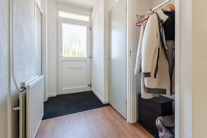 Foto 7 van Van den Berghlaan 479