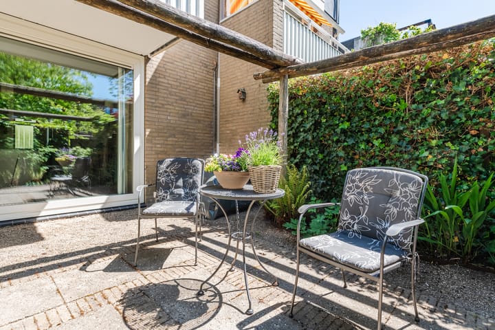 Foto 26 van Van den Berghlaan 479