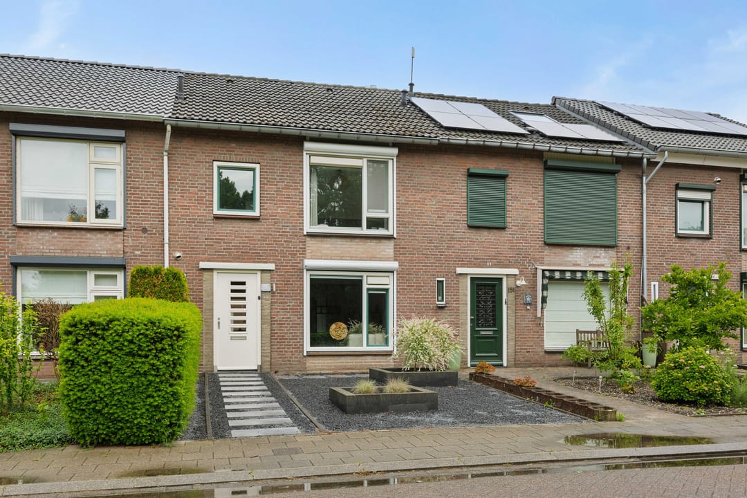 Foto 1 van Parallelweg 150