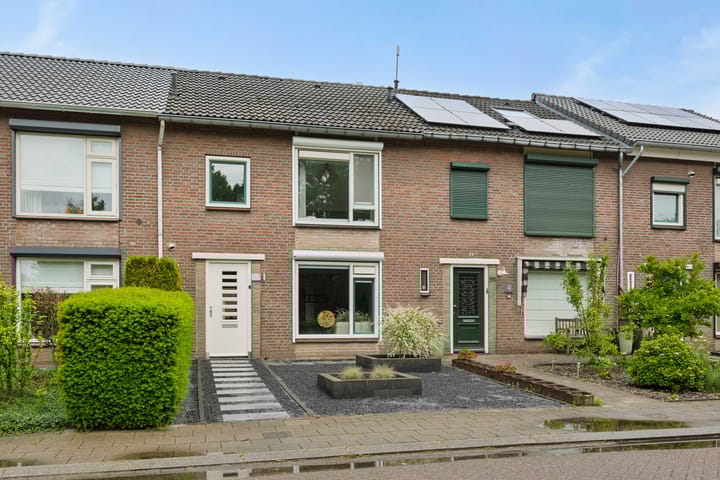 Foto 1 van Parallelweg 150