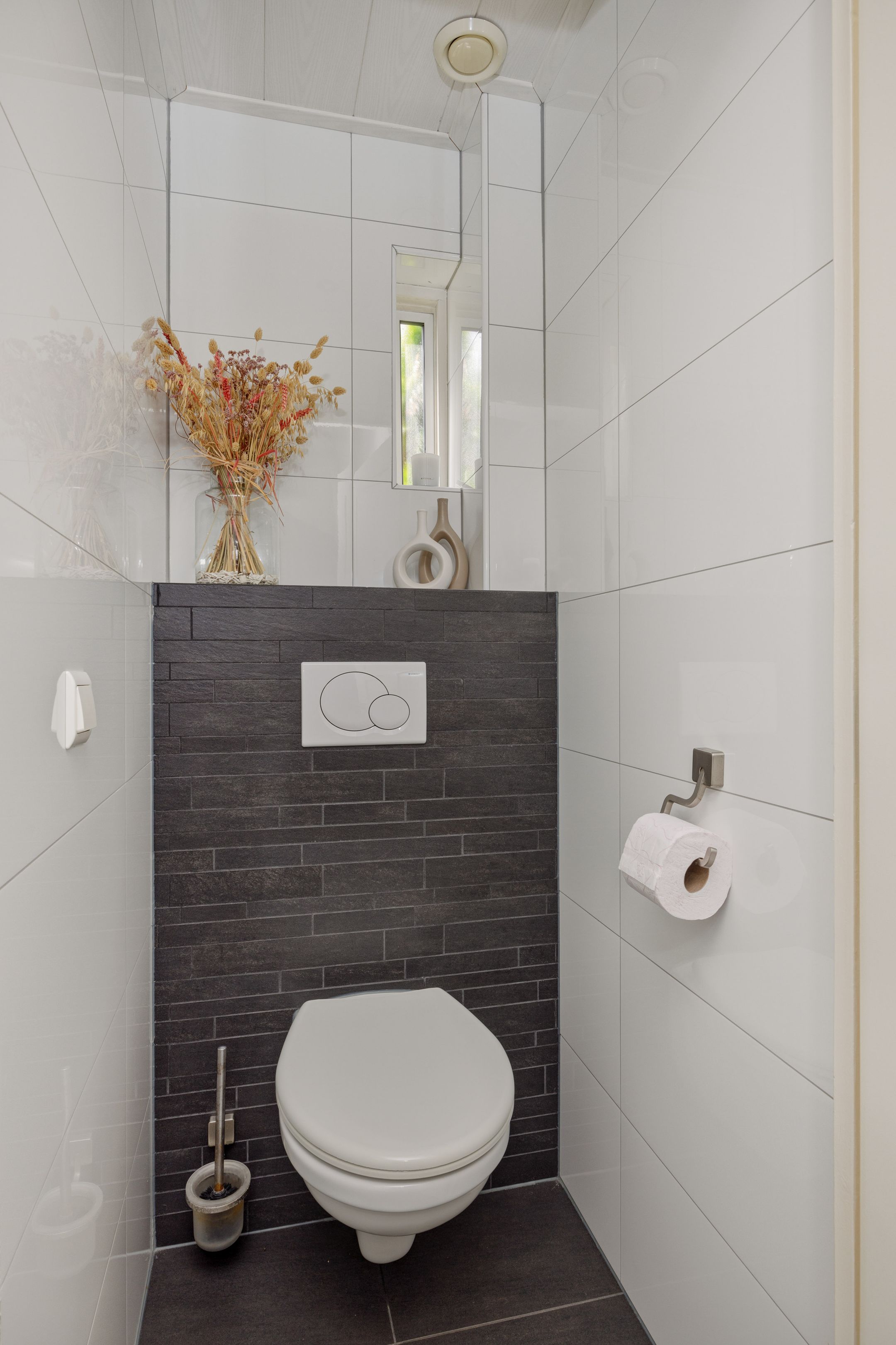 Foto 9 van Parallelweg 150