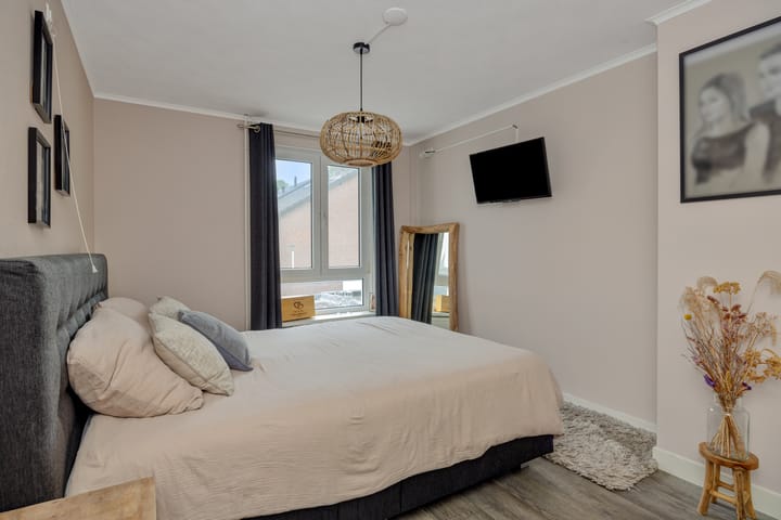 Foto 19 van Parallelweg 150