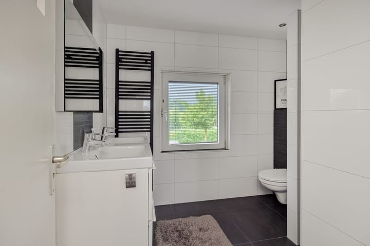 Foto 22 van Parallelweg 150