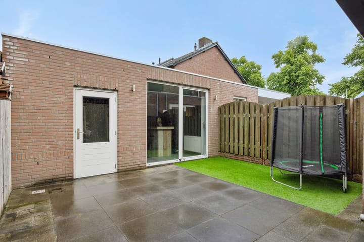 Foto 29 van Parallelweg 150