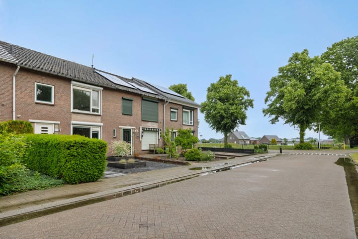 Foto 34 van Parallelweg 150