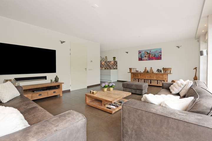 Foto 15 van Vrouwenpolder 12