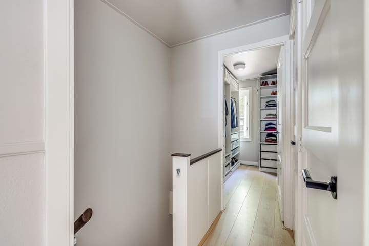 Photo 35 of Julianaweg 450