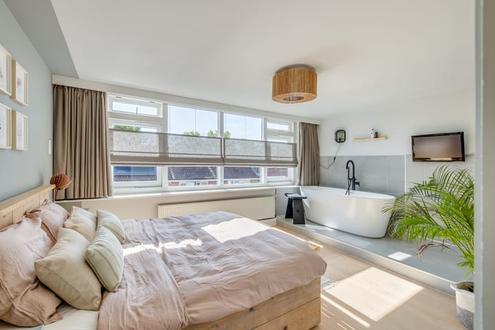 Photo 37 of Julianaweg 450