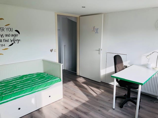 Photo 35 of Tonselsedreef 40