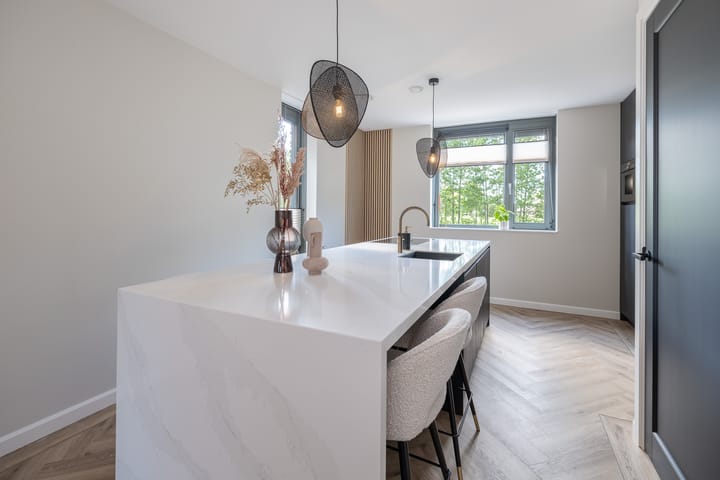 Photo 13 of J. van der Woerd-Mollstraat 9