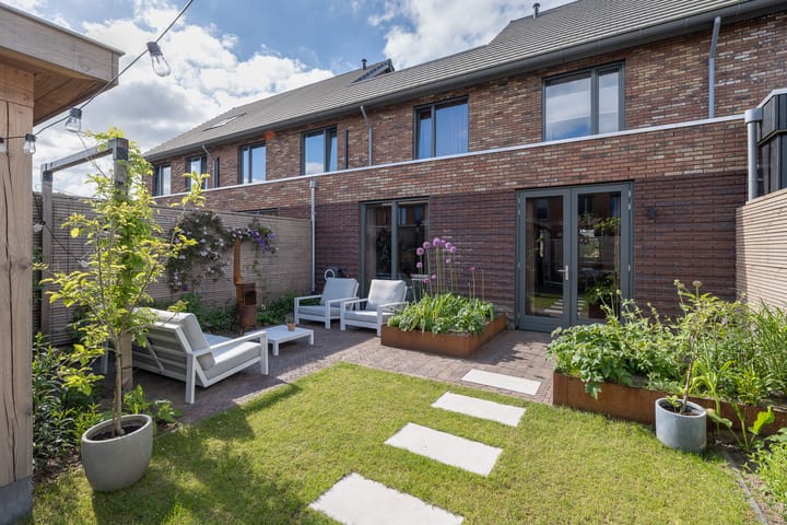 Photo 45 of J. van der Woerd-Mollstraat 9