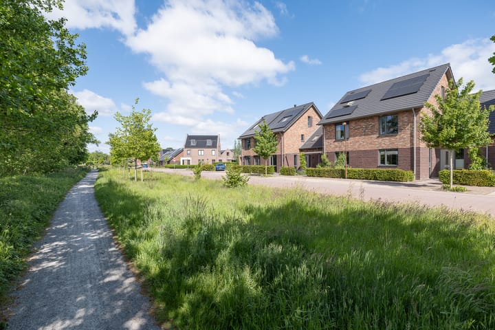 Photo 60 of J. van der Woerd-Mollstraat 9