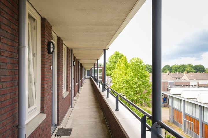 Foto 22 van Baarzenstraat 4929