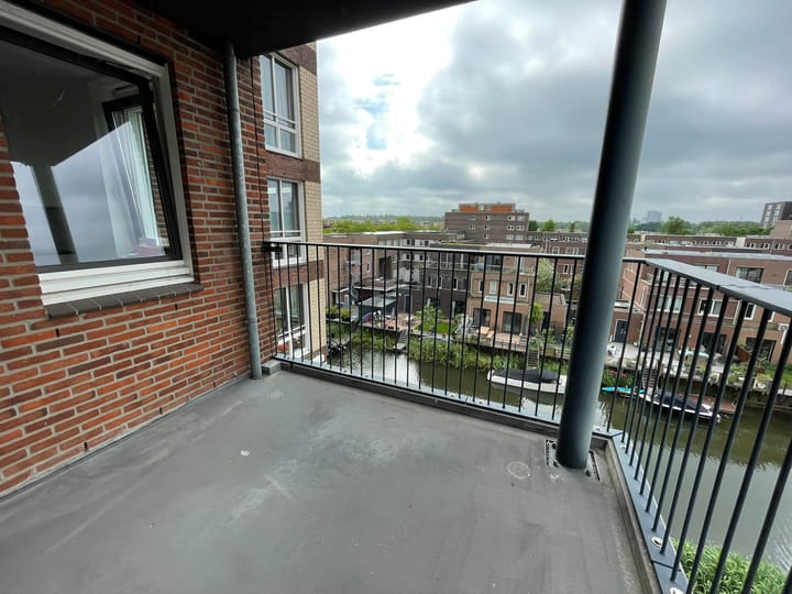 Photo 5 of Eva Besnyöstraat 318