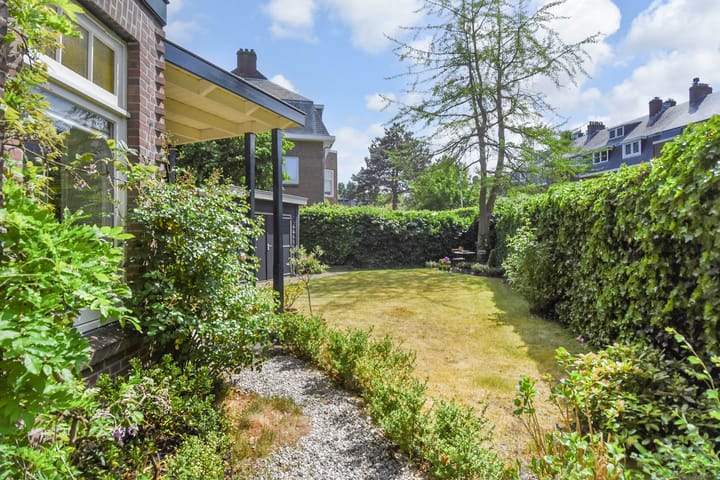 Foto 24 van Mezenlaan 12