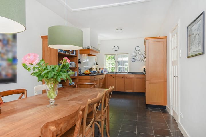 Foto 36 van Mezenlaan 12