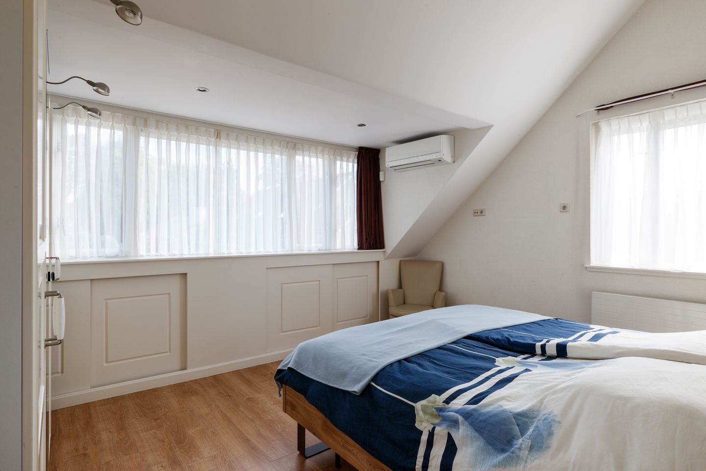 Foto 29 van Meindert Hobbemalaan 8