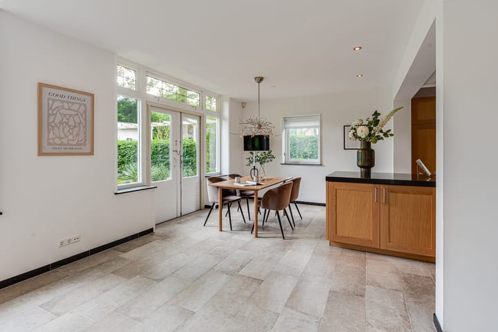 Foto 18 van Nicolaas Beetslaan 14