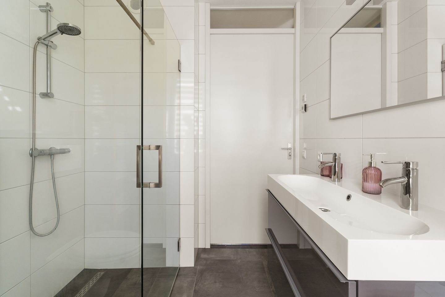 Foto 4 van Leeuwerikstraat 4