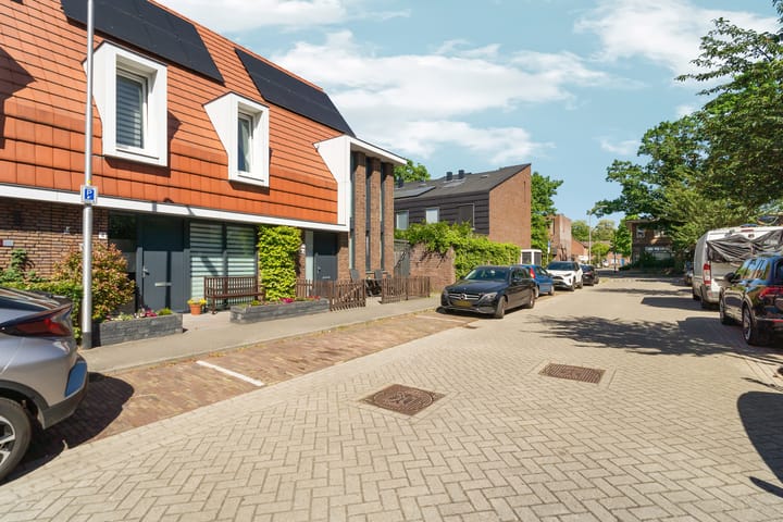 Foto 40 van Leeuwerikstraat 4