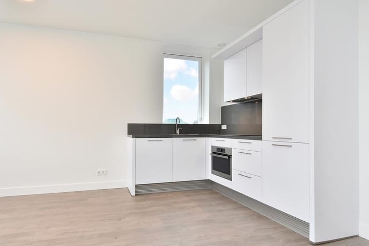 Photo 4 of Annastraat 4-D