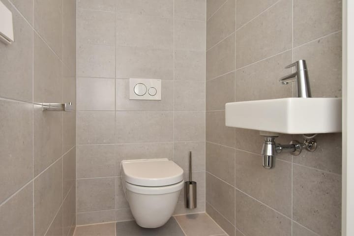 Photo 5 of Annastraat 4-D