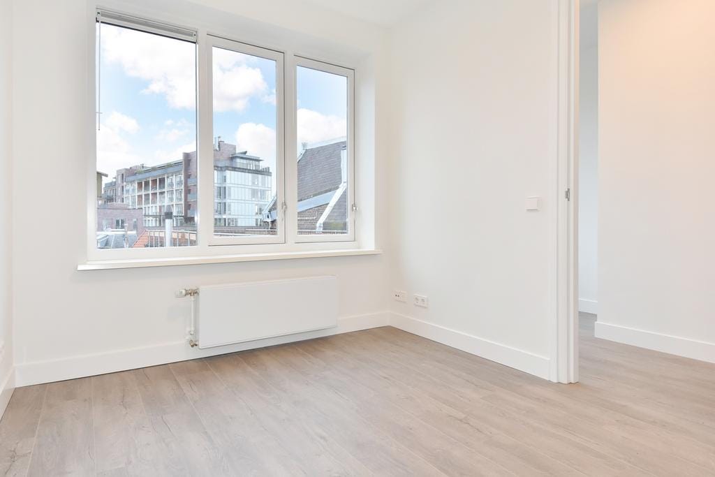 Photo 14 of Annastraat 4-D