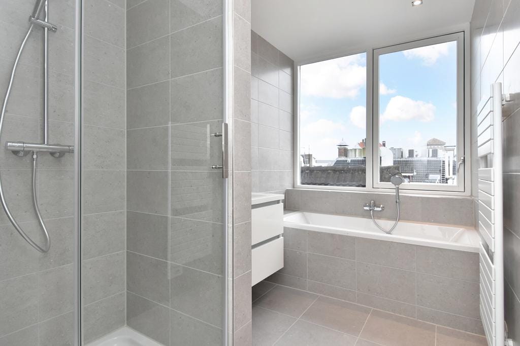 Photo 16 of Annastraat 4-D